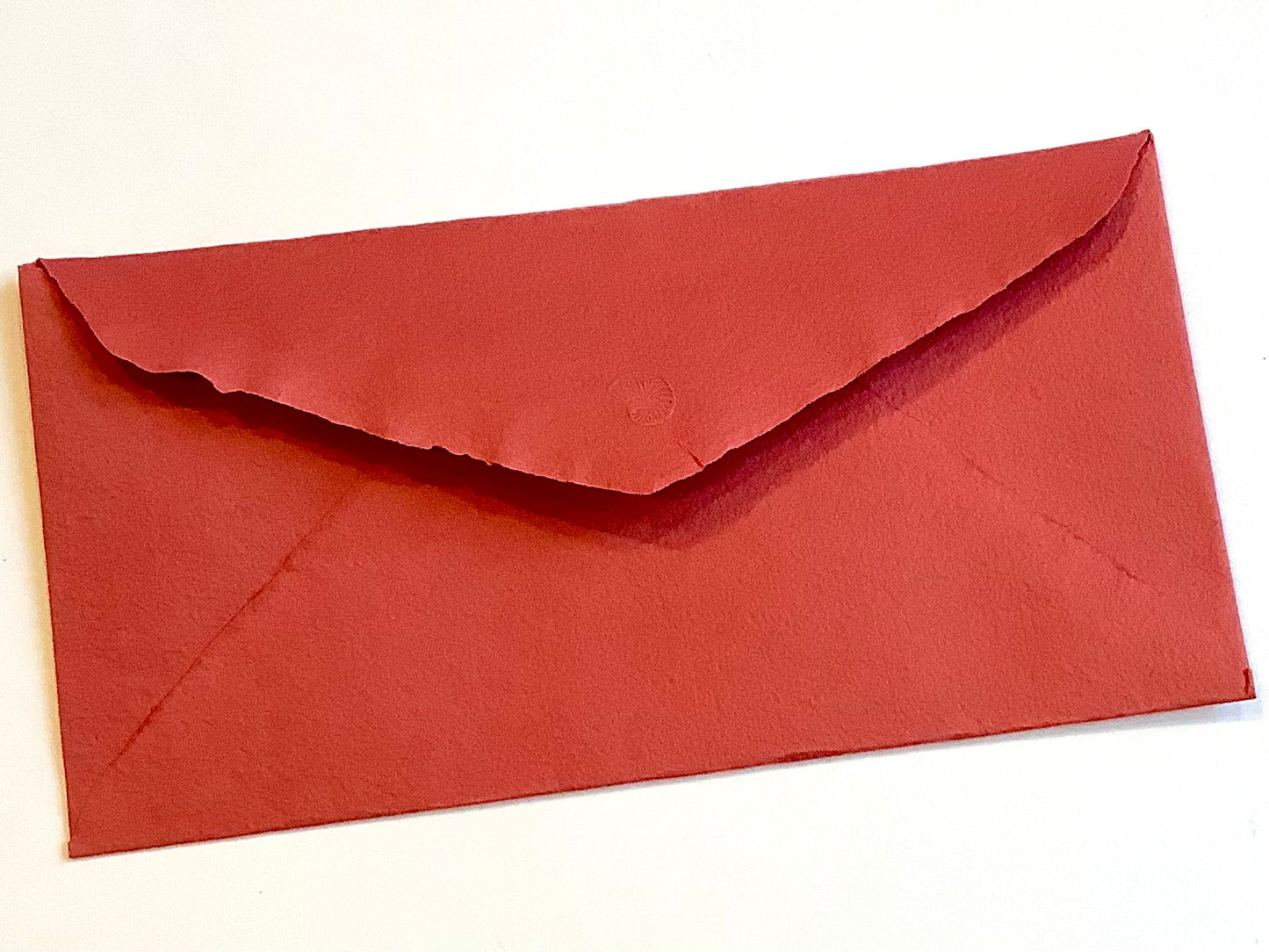 Bütten-Kuvert DL 11x22 ziegelrot l'Oliver handgeschöpft - Polly Paper - Umweltfreundliche Schreibwaren