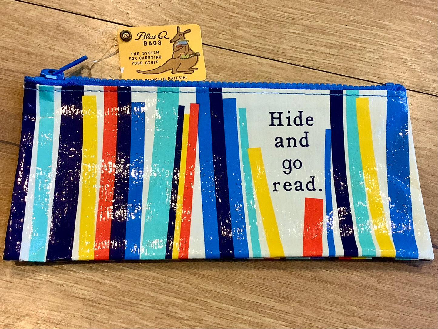 Pencil case Hide & Go Read (BlueQ)