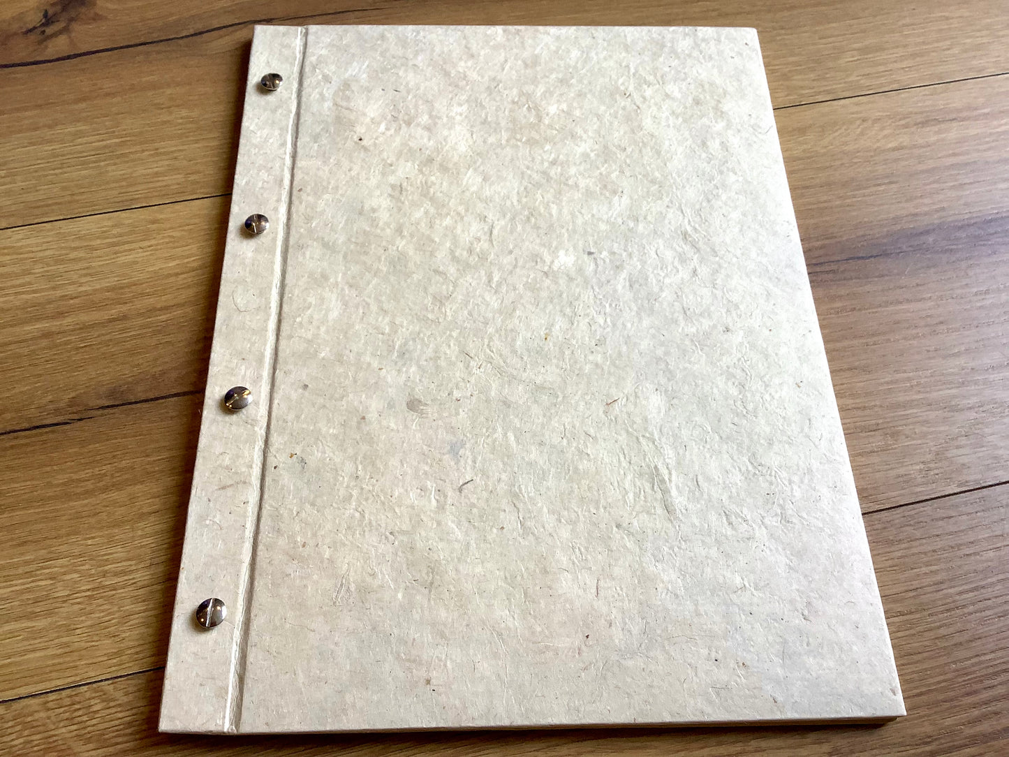 Schraubmappe A4 NepaLokta°