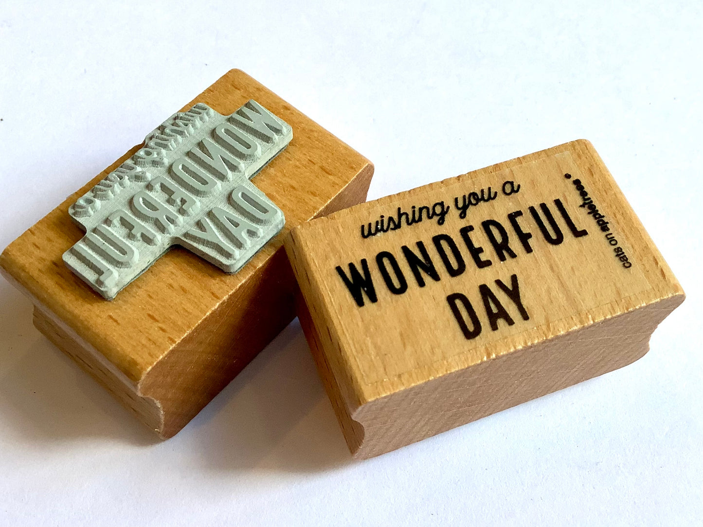 holzstempel Text wonderful day