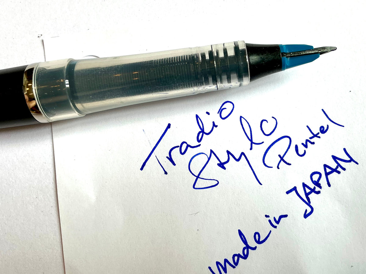 Federschreiber Tradio Stylo TRJ50 Pentel°