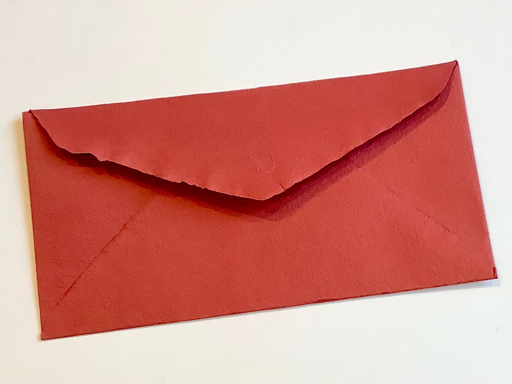 Bütten-Kuvert DL 11x22 ziegelrot l'Oliver handgeschöpft - Polly Paper - Umweltfreundliche Schreibwaren