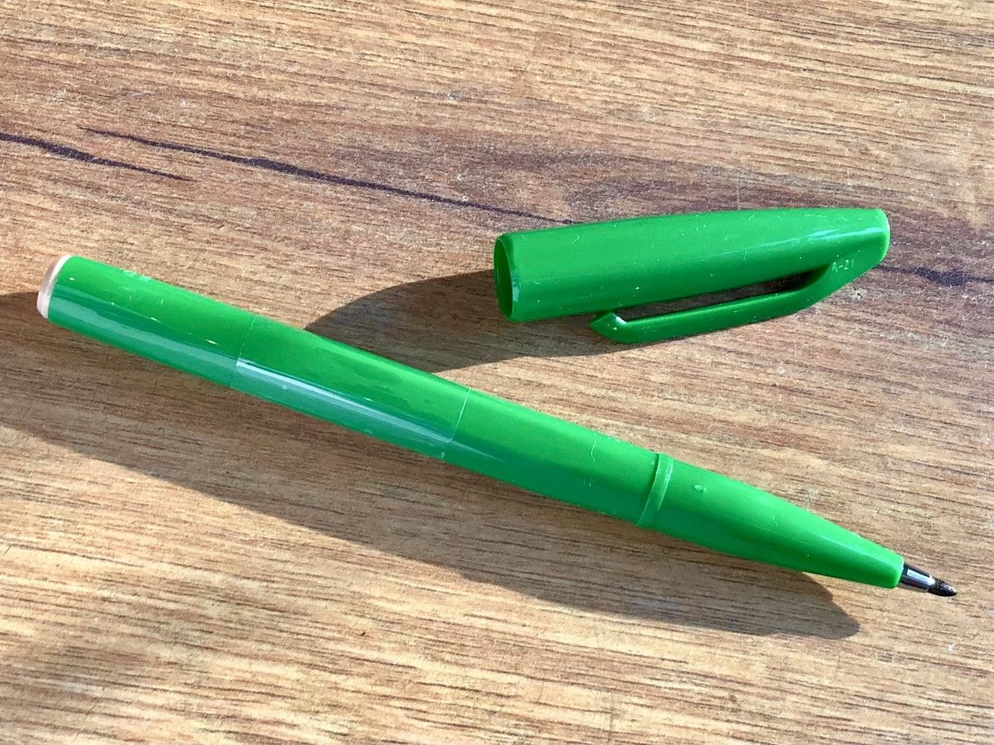 Sign Pen S520 83 % recycled Pentel° - Polly Paper - Umweltfreundliche Schreibwaren