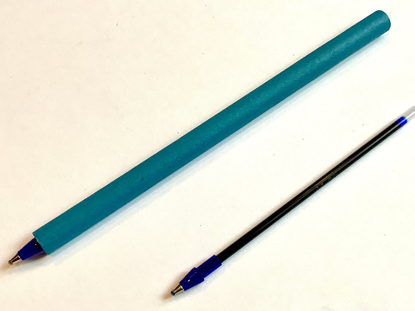 Kugelschreiber Recyclingpappe Paper Pen° - Polly Paper - Umweltfreundliche Schreibwaren