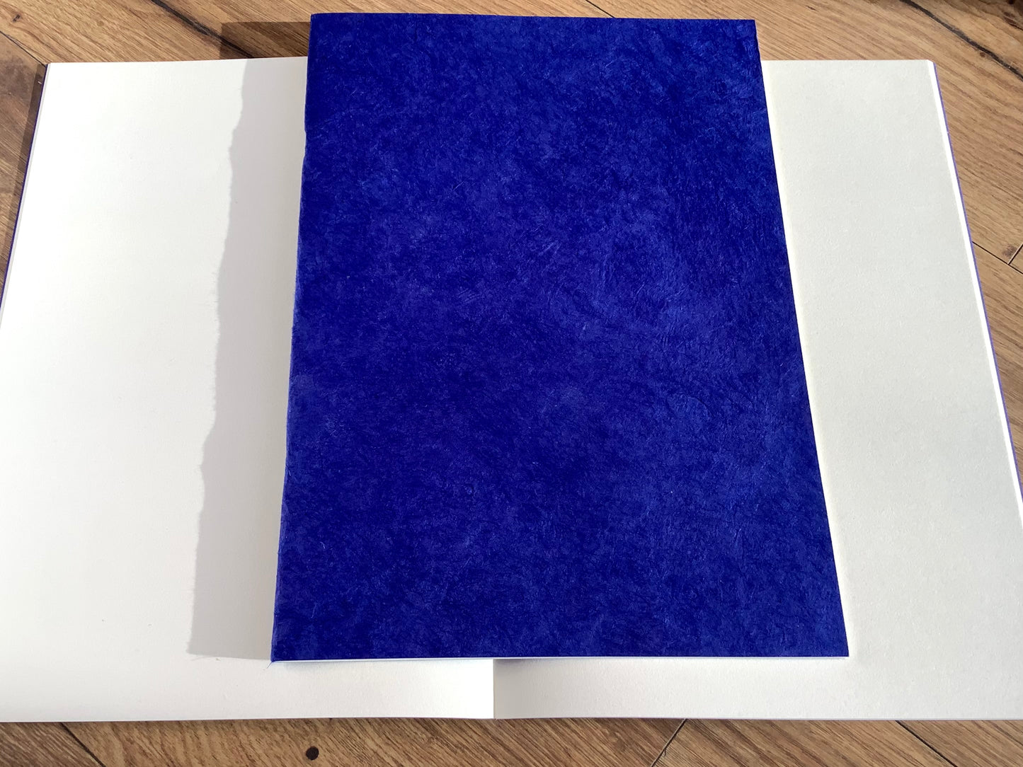 Skizzenheft Indigoblau 100g Nepalpapier° - Polly Paper - Umweltfreundliche Schreibwaren