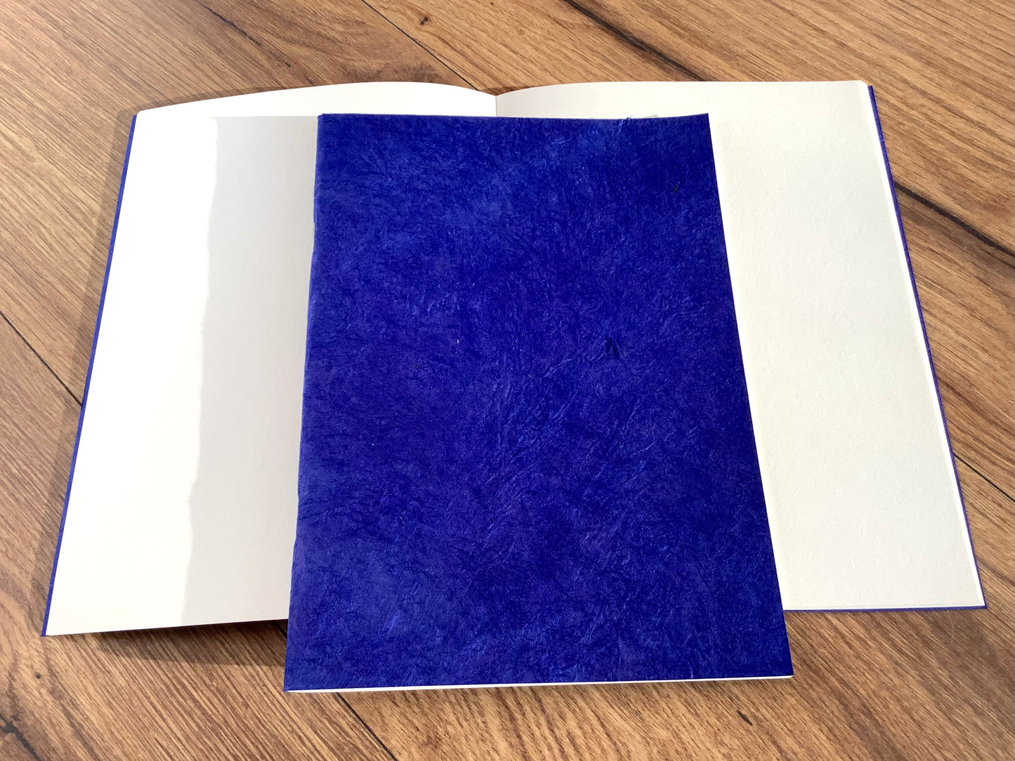 Skizzenheft Indigoblau 100g Nepalpapier° - Polly Paper - Umweltfreundliche Schreibwaren