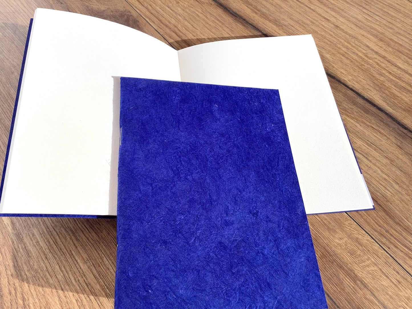 Skizzenheft Indigoblau 100g Nepalpapier° - Polly Paper - Umweltfreundliche Schreibwaren