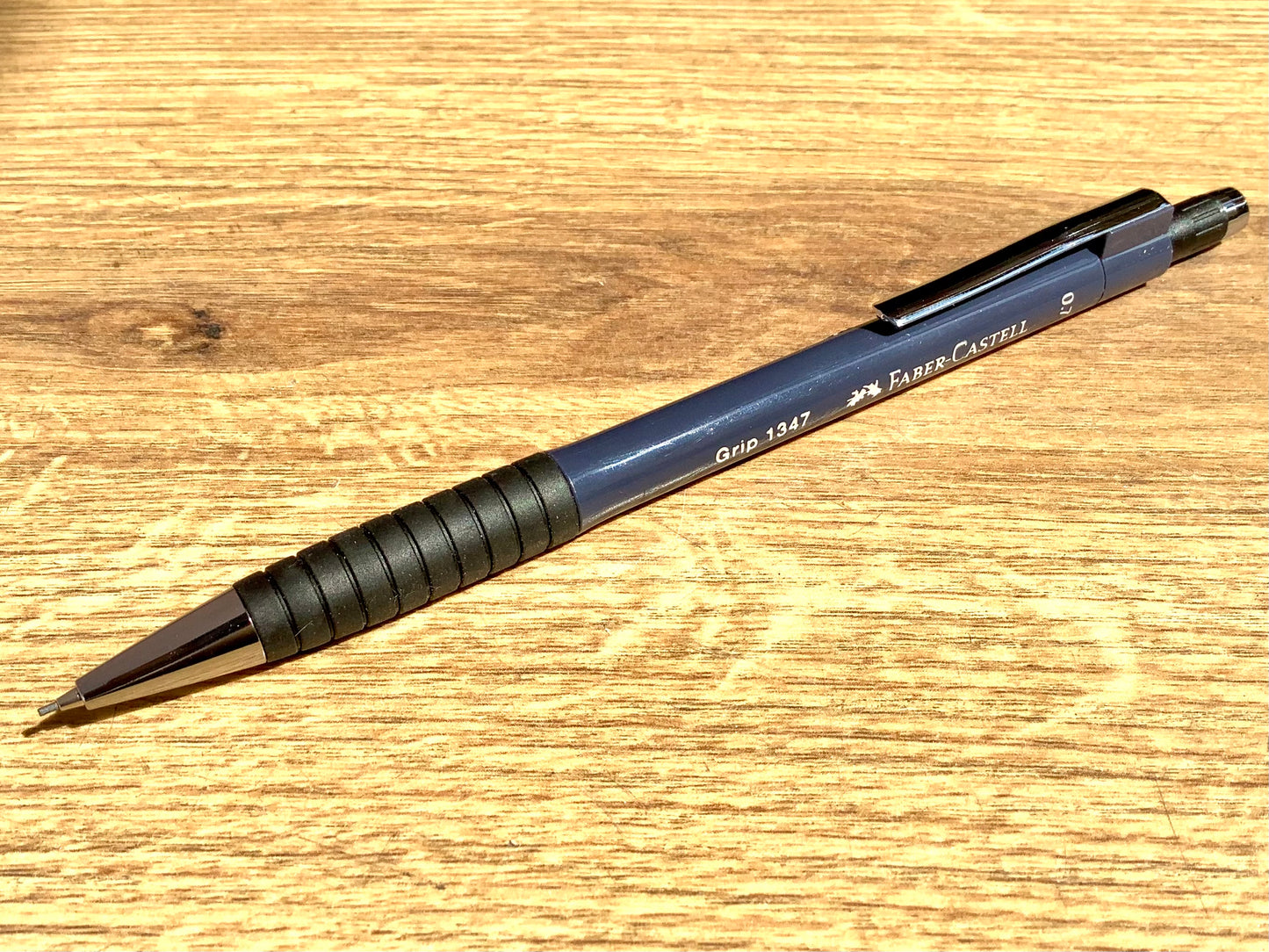 Druckbleistift 1347 B Faber-Castell Grip 0,7mm dunkelblau