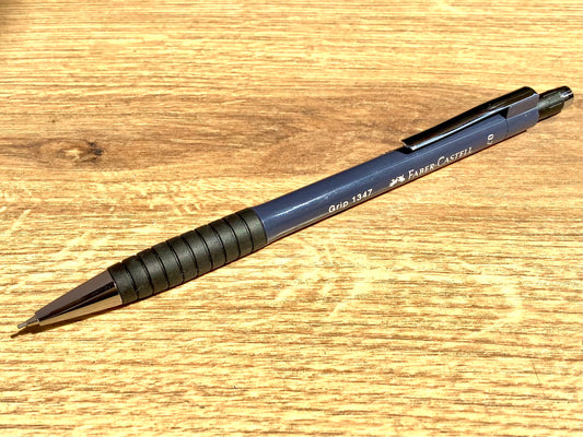 Druckbleistift 1347 B Faber-Castell Grip 0,7mm dunkelblau