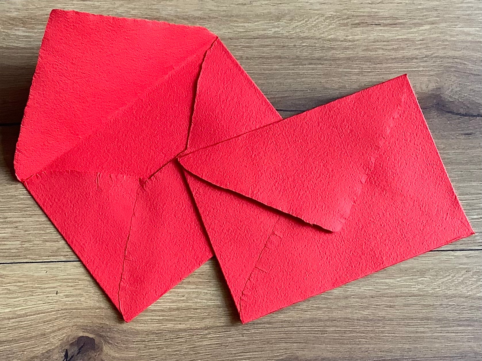 B6-Kuvert Bütten rot Rustic l'Oliver - Polly Paper - Umweltfreundliche Schreibwaren