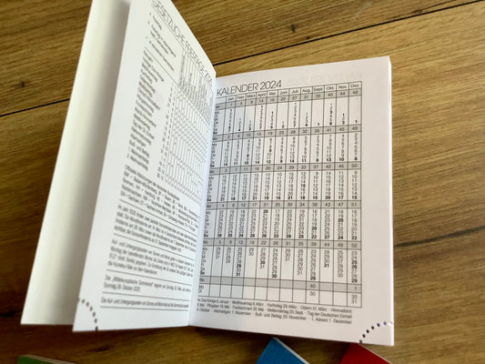 Mini Taschenkalender A7 1W/2S 7x10cm 2026 - Polly Paper - Umweltfreundliche Schreibwaren