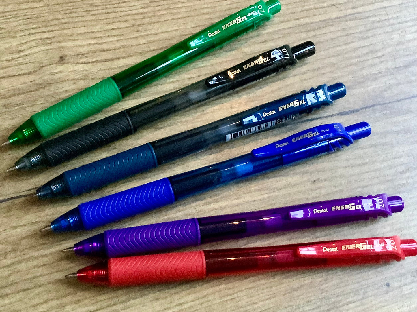 Gelschreiber EnerGel-X 0.7 Pentel BL107 84% recycelt - Polly Paper - Umweltfreundliche Schreibwaren