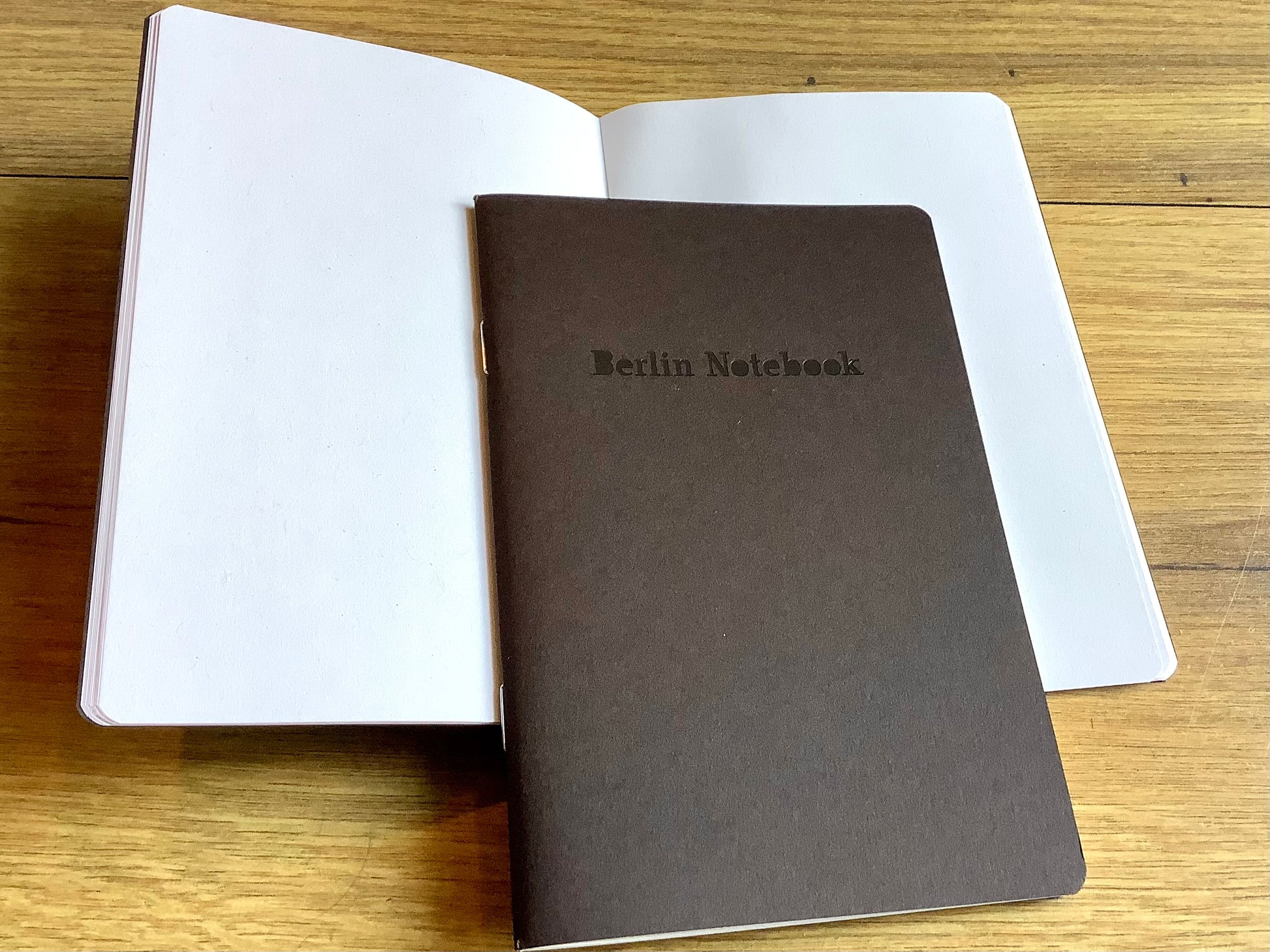 Berlin Notebook 10x15 dunkelbraun blanko - Polly Paper - Umweltfreundliche Schreibwaren