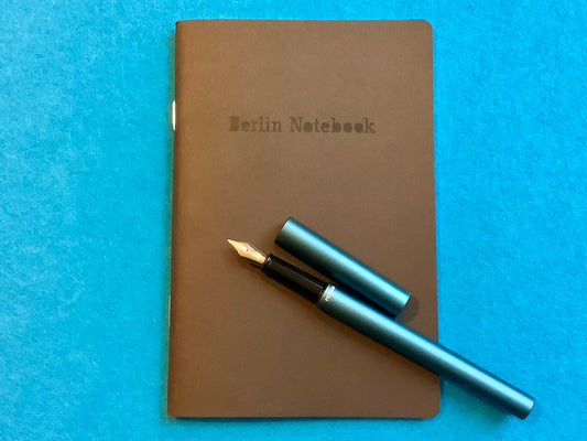 Berlin Notebook 10x15 dunkelbraun blanko - Polly Paper - Umweltfreundliche Schreibwaren