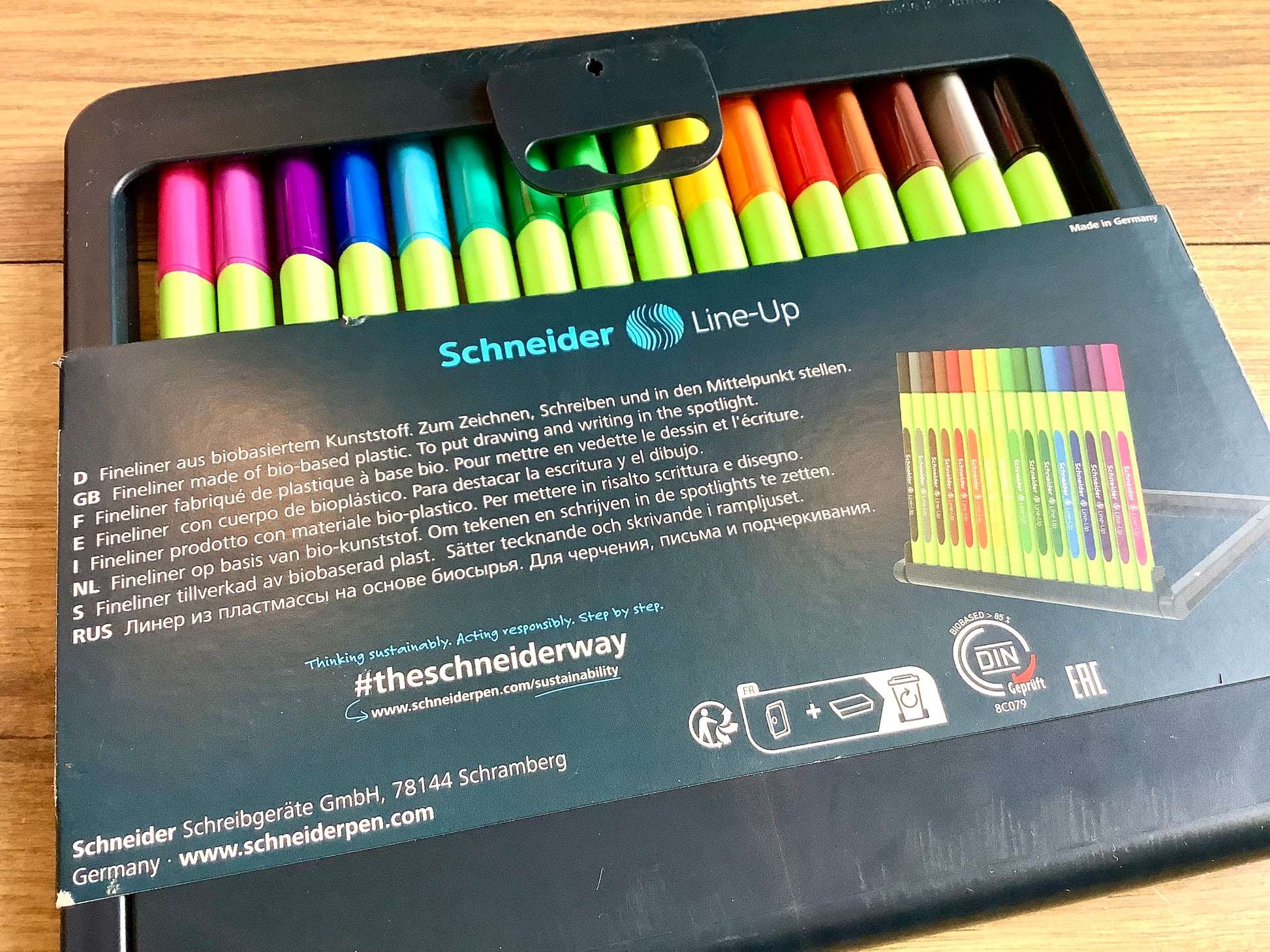 Fineliner Line-up Set Schneider° - Polly Paper - Umweltfreundliche Schreibwaren