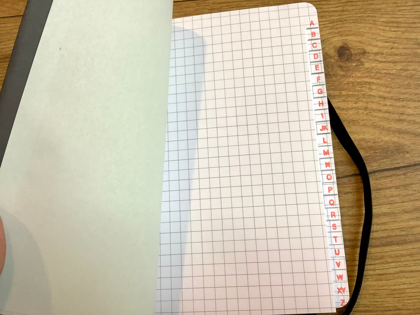 Registerbuch A6 200 Blatt schwarz kariert A-Z