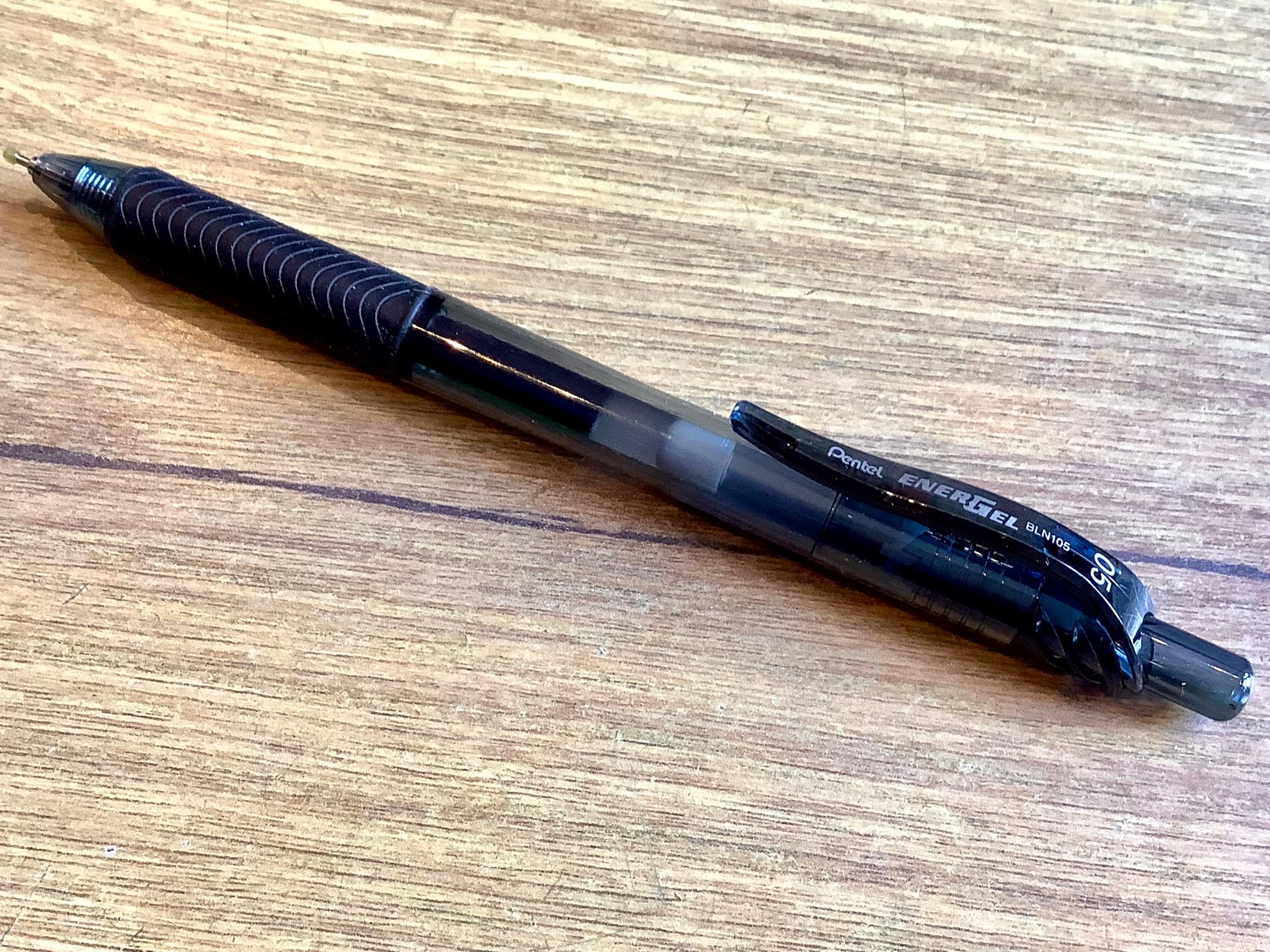 Gelschreiber EnerGel-X 0.7 Pentel BL107 84% recycelt - Polly Paper - Umweltfreundliche Schreibwaren