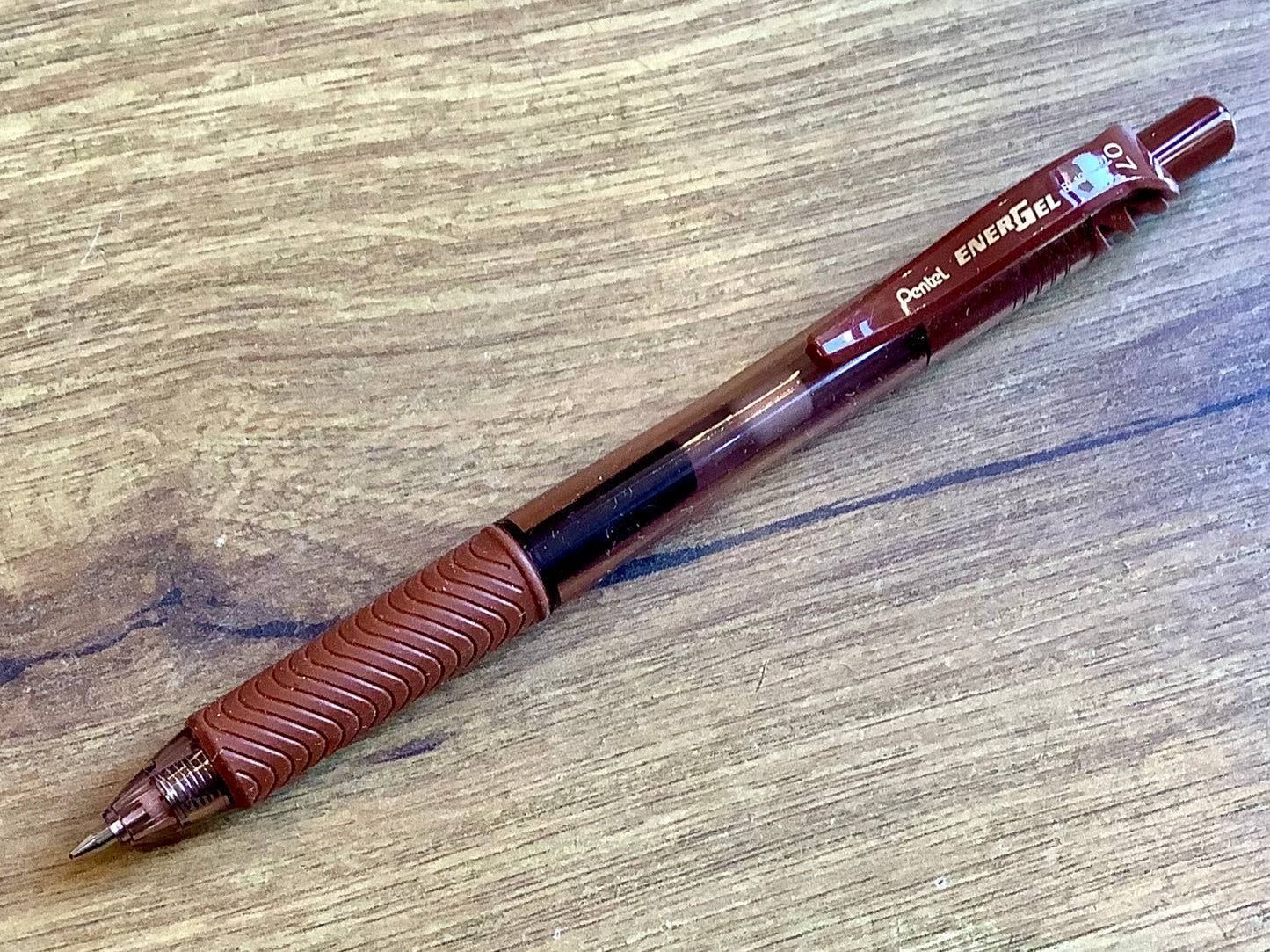 Gelschreiber EnerGel-X 0.7 Pentel BL107 84% recycelt - Polly Paper - Umweltfreundliche Schreibwaren