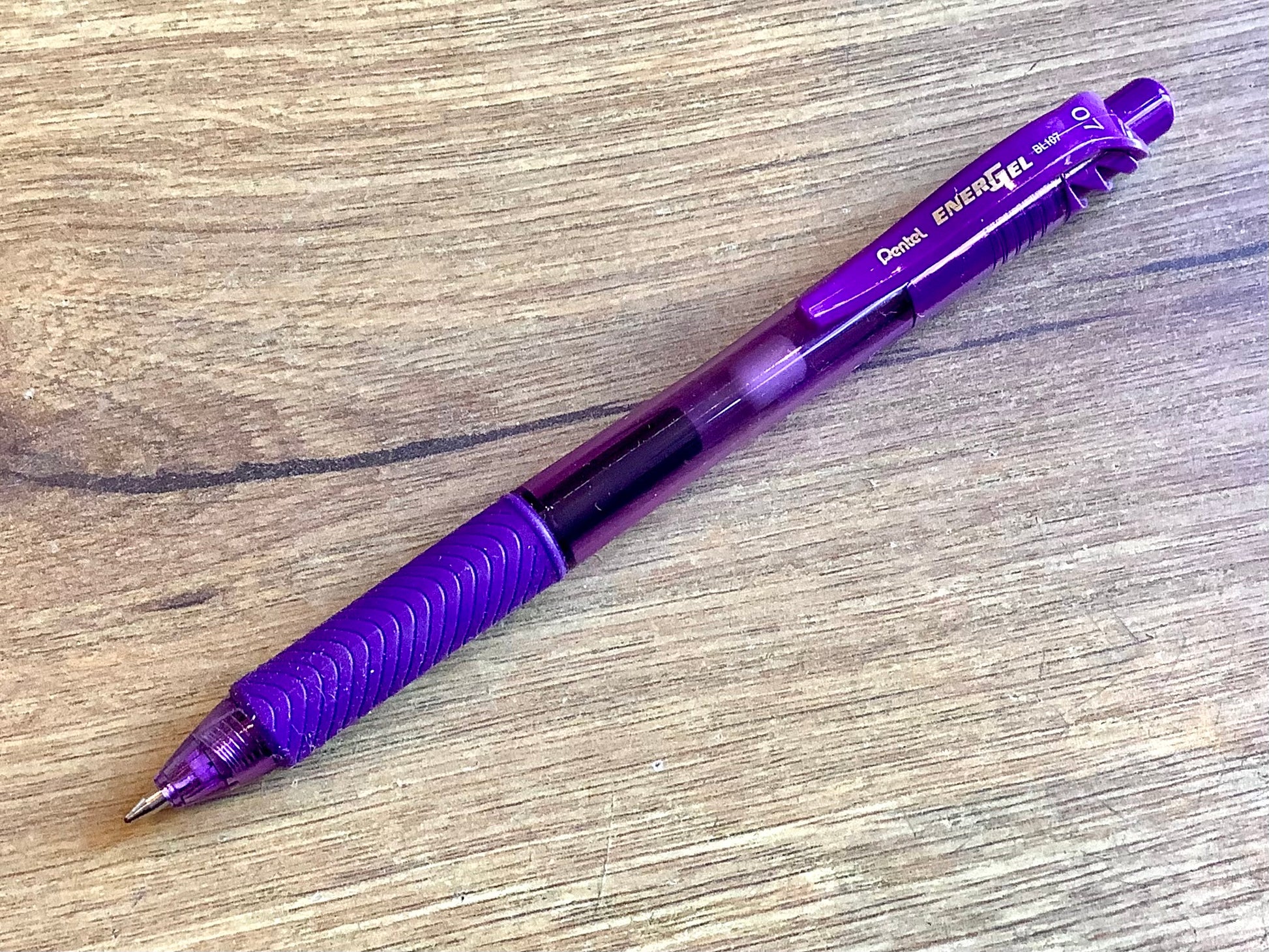 Gelschreiber EnerGel-X 0.7 Pentel BL107 84% recycelt - Polly Paper - Umweltfreundliche Schreibwaren