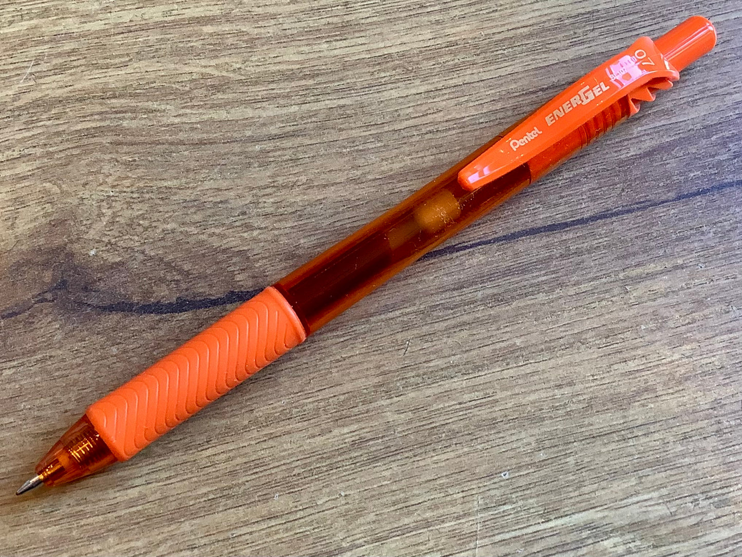 Gelschreiber EnerGel-X 0.7 Pentel BL107 84% recycelt - Polly Paper - Umweltfreundliche Schreibwaren