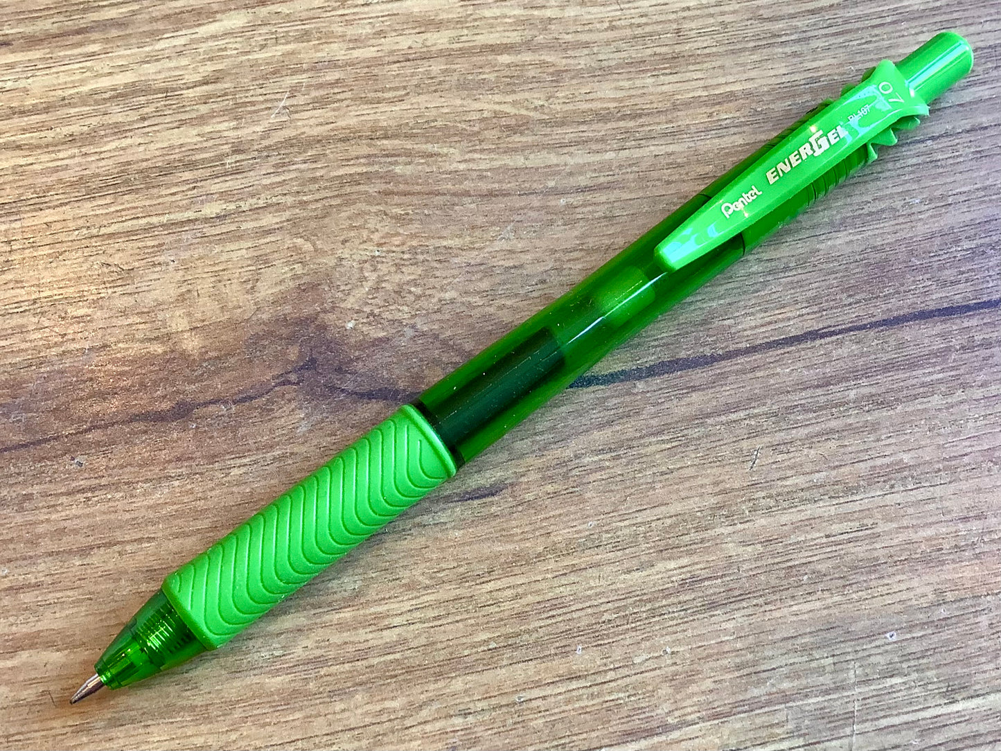 Gelschreiber EnerGel-X 0.7 Pentel BL107 84% recycelt - Polly Paper - Umweltfreundliche Schreibwaren
