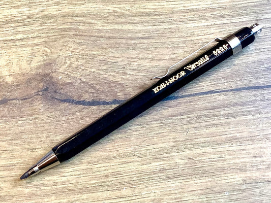 Fallminenstift 2mm kurz 5228s schwarz KOH-I-NOOR Versatil - Polly Paper - Umweltfreundliche Schreibwaren