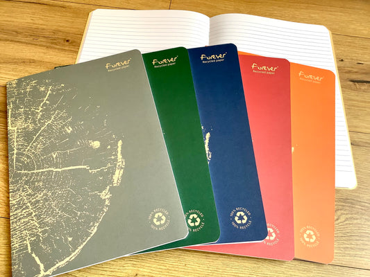 Liniertes A4-Heft von Clairefontaine forever (Recyclingpapier)