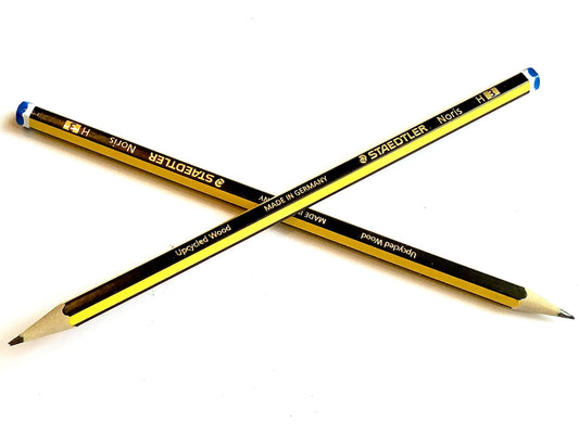 Bleistift H upcycled Wood Staedtler Noris - Polly Paper - Umweltfreundliche Schreibwaren