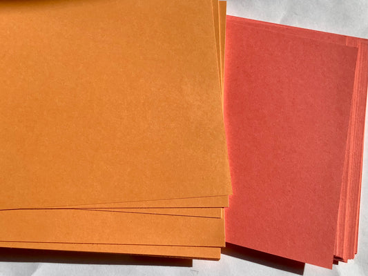 250 Blatt farbiges dickes Druckerpapier A4 mit 160g/m², recycelt in rot und orange.
Erhältlich bei Polly Paper - Bürobedarf in Berlin-Mitte