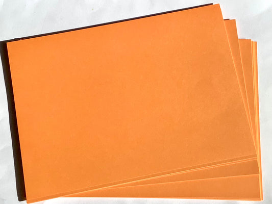 250 Blatt farbiges dickes Druckerpapier A4 mit 160g/m², recycelt , in orange.
Erhältlich bei Polly Paper - Bürobedarf in Berlin-Mitte