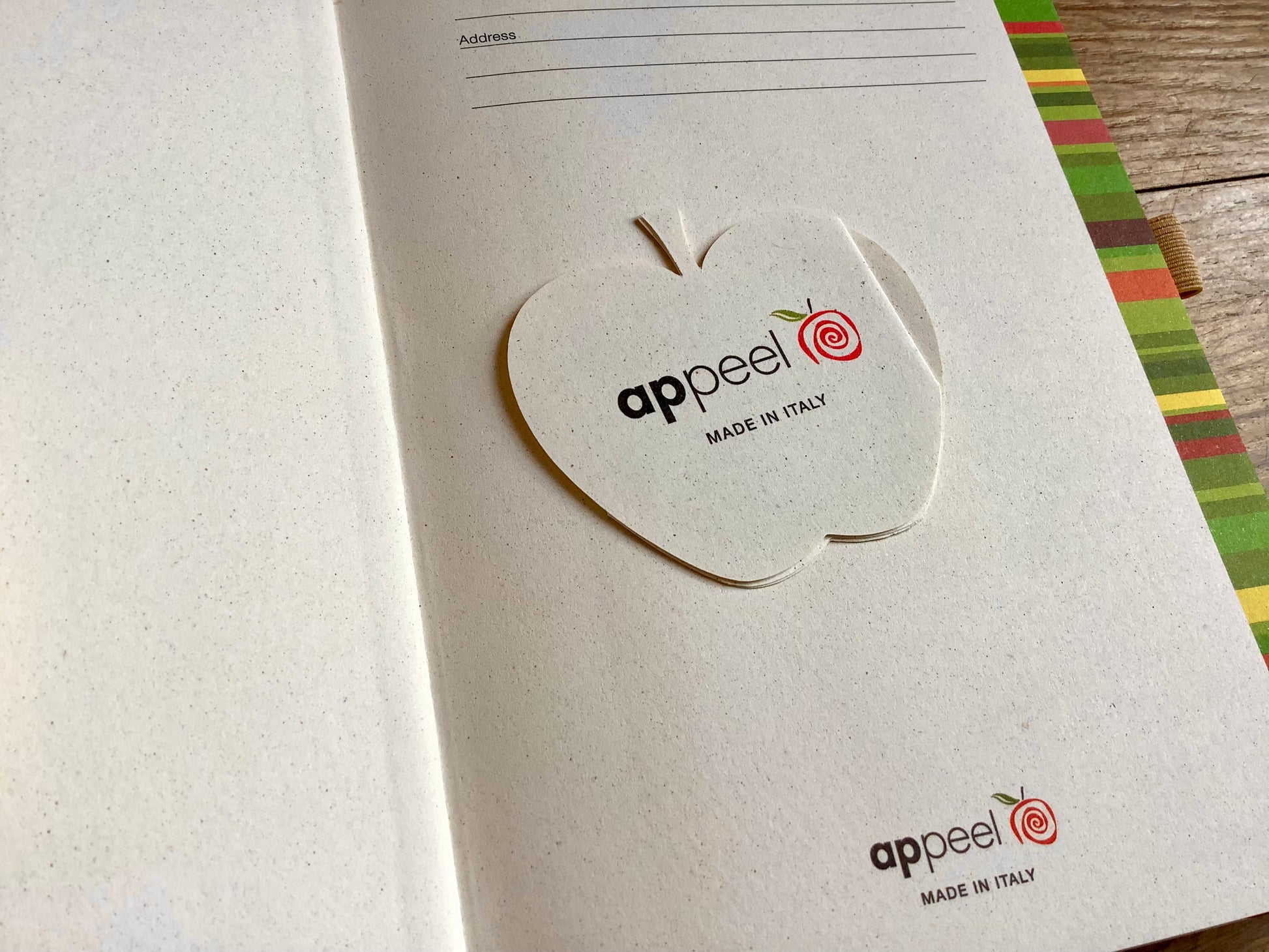 notizbuch-aus-apfelpapier-castelli-appeel