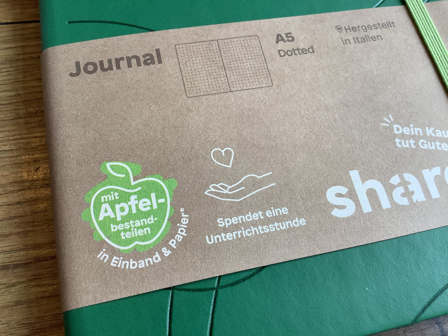 Notizbuch A5 Punktraster grün Share Gummizug - Polly Paper - Umweltfreundliche Schreibwaren