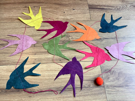 Girlande Papier-Mobile Schwalben Lamali° - Polly Paper - Umweltfreundliche Schreibwaren