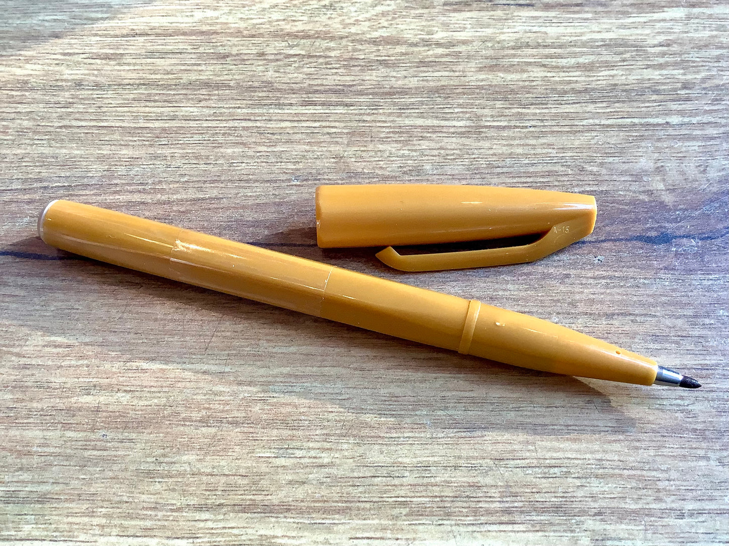 Sign Pen S520 83 % recycled Pentel° - Polly Paper - Umweltfreundliche Schreibwaren