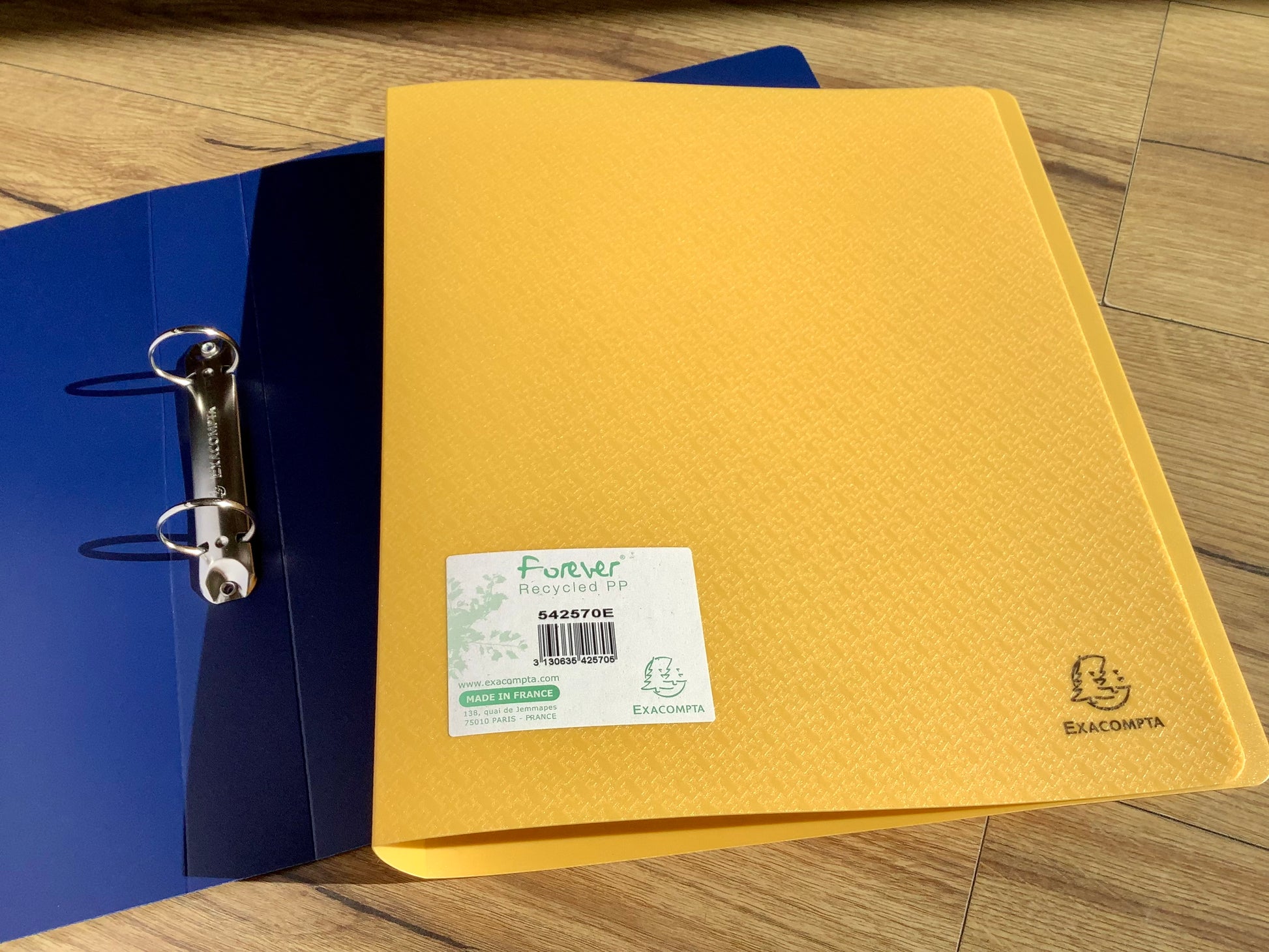 Ringbuch aus recyceltem PP in gelb.
Umweltfreundlicher Bürobedarf bei Polly Paper in Berlin-Mitte