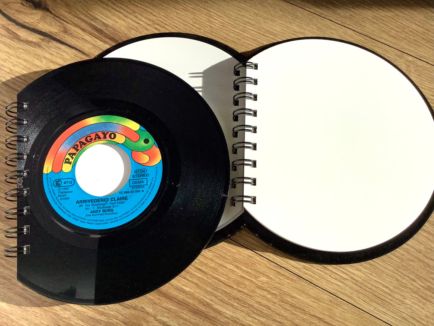 Notizbuch "Single" halbrund 80Bl Direktrecycling - Polly Paper - Umweltfreundliche Schreibwaren