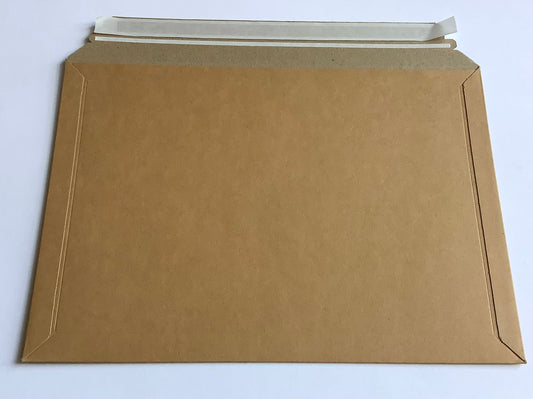 Versandtasche 25x35cm Karton haftklebend HK