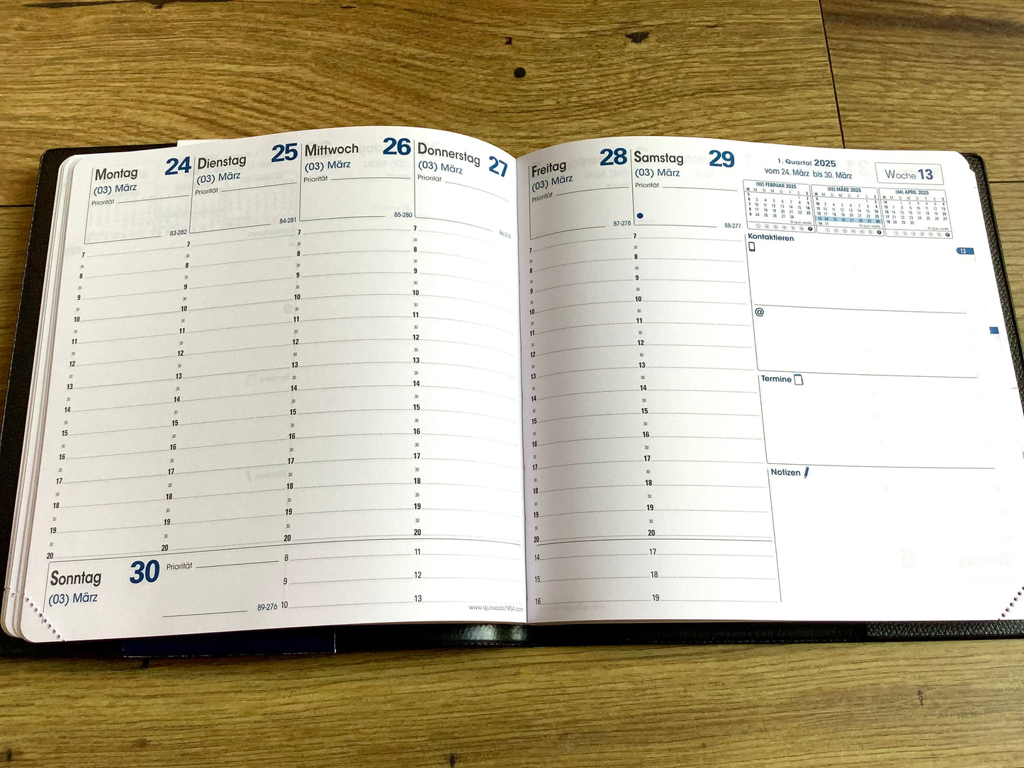 wochenkalender Executif-16x16 offen