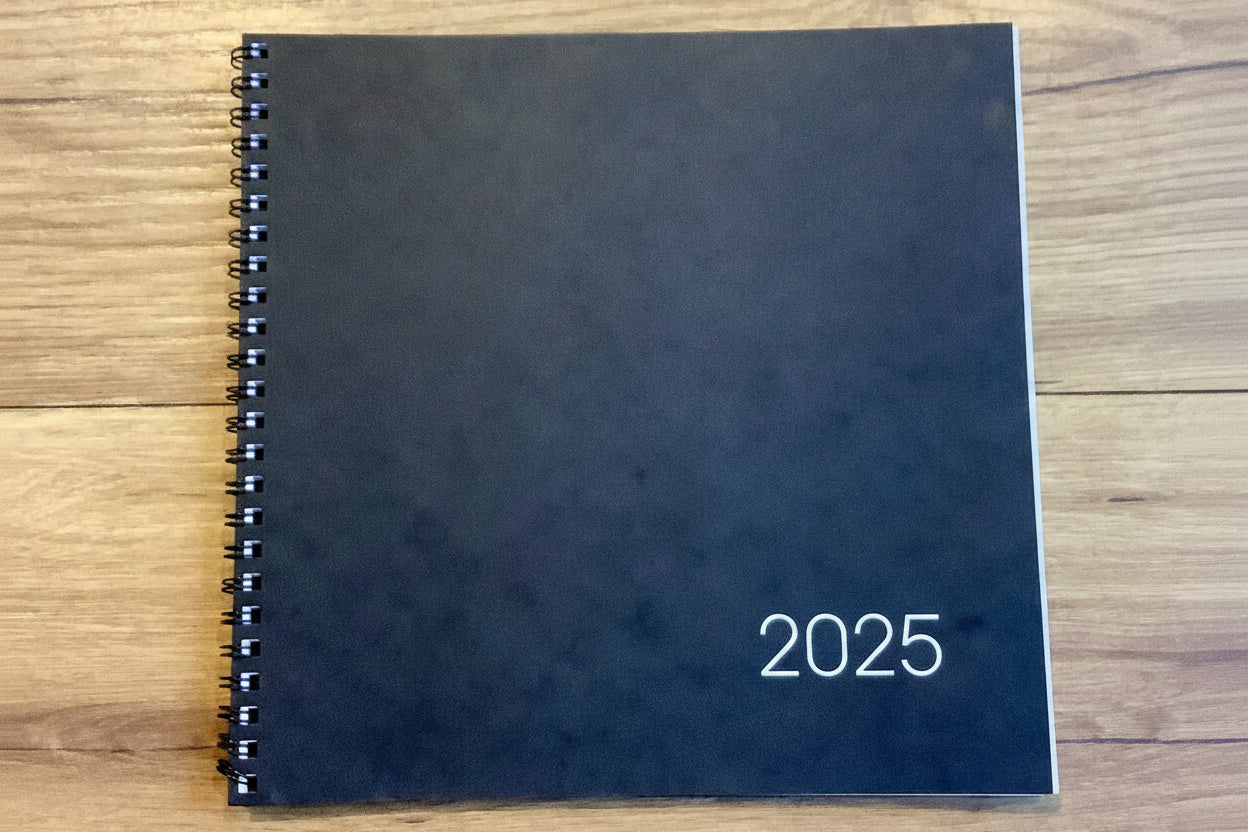Kalender 21x21cm Brunnen 766  2025 (!)