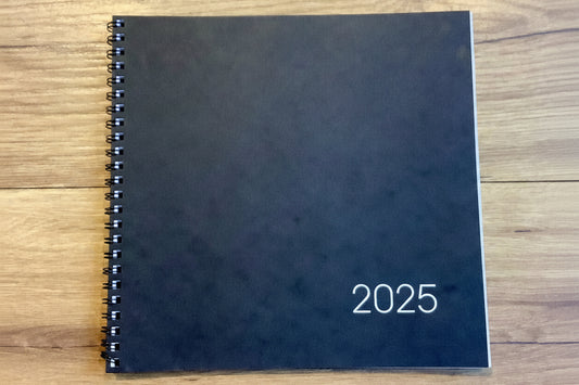 Kalender 21x21cm Brunnen 766  2025 (!)