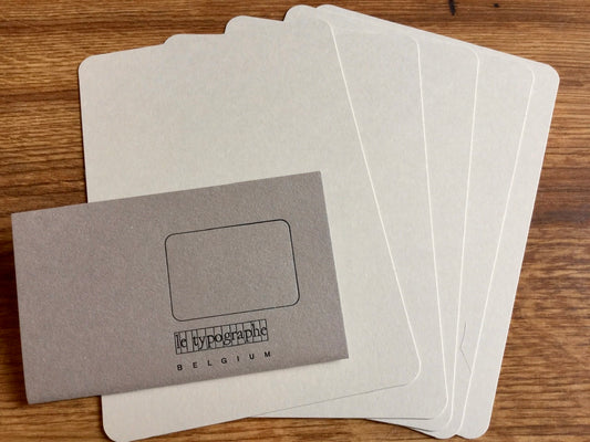 Set 5 Postkarten A6 abgerundet - le typographe - Polly Paper - Umweltfreundliche Schreibwaren