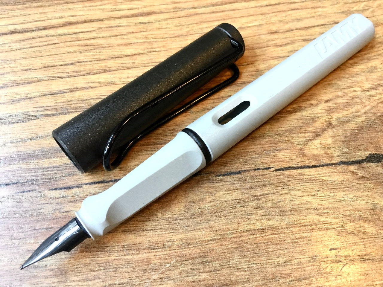 Füller Lamy "Safari"° - Polly Paper - Umweltfreundliche Schreibwaren