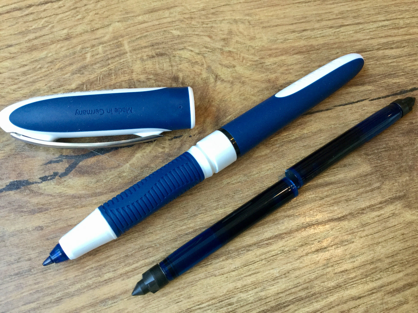 Tintenroller One Change dokumentenecht Schneider° - Polly Paper - Umweltfreundliche Schreibwaren