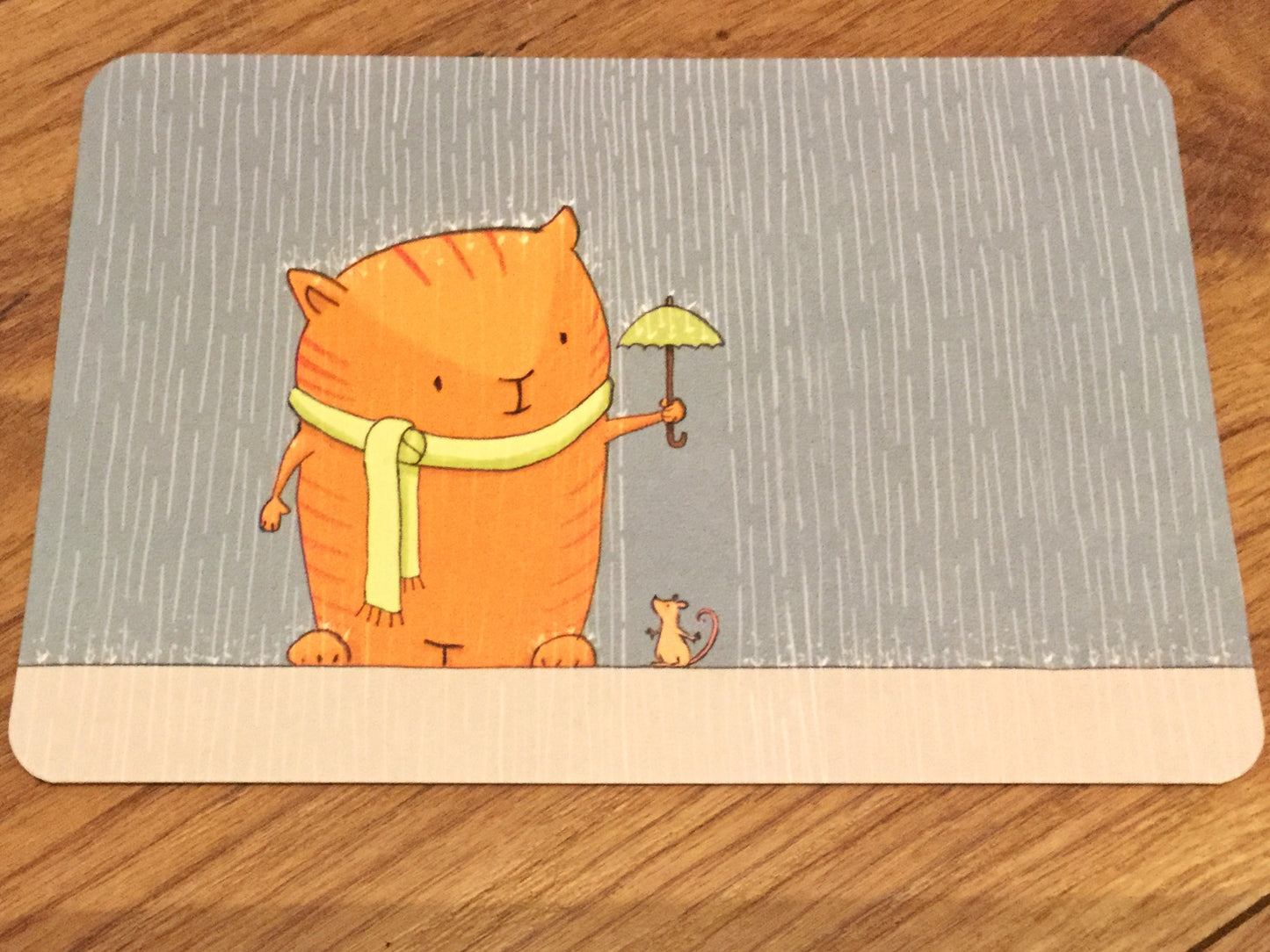 Postkarte Katz+Maus im Regen (Gutrath) - Polly Paper - Umweltfreundliche Schreibwaren