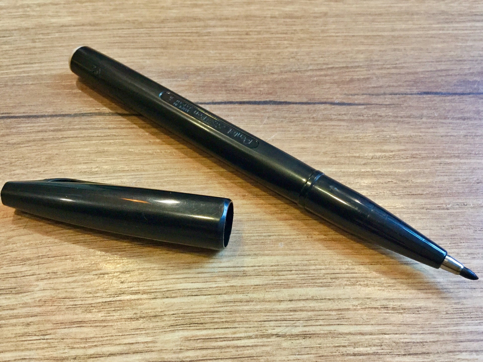 Sign Pen S520 83 % recycled Pentel° - Polly Paper - Umweltfreundliche Schreibwaren