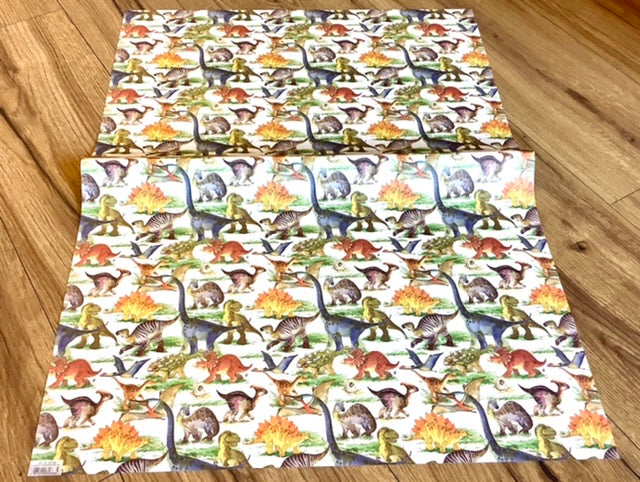 Geschenkpapier Dinos 50x70 RC - Polly Paper - Umweltfreundliche Schreibwaren