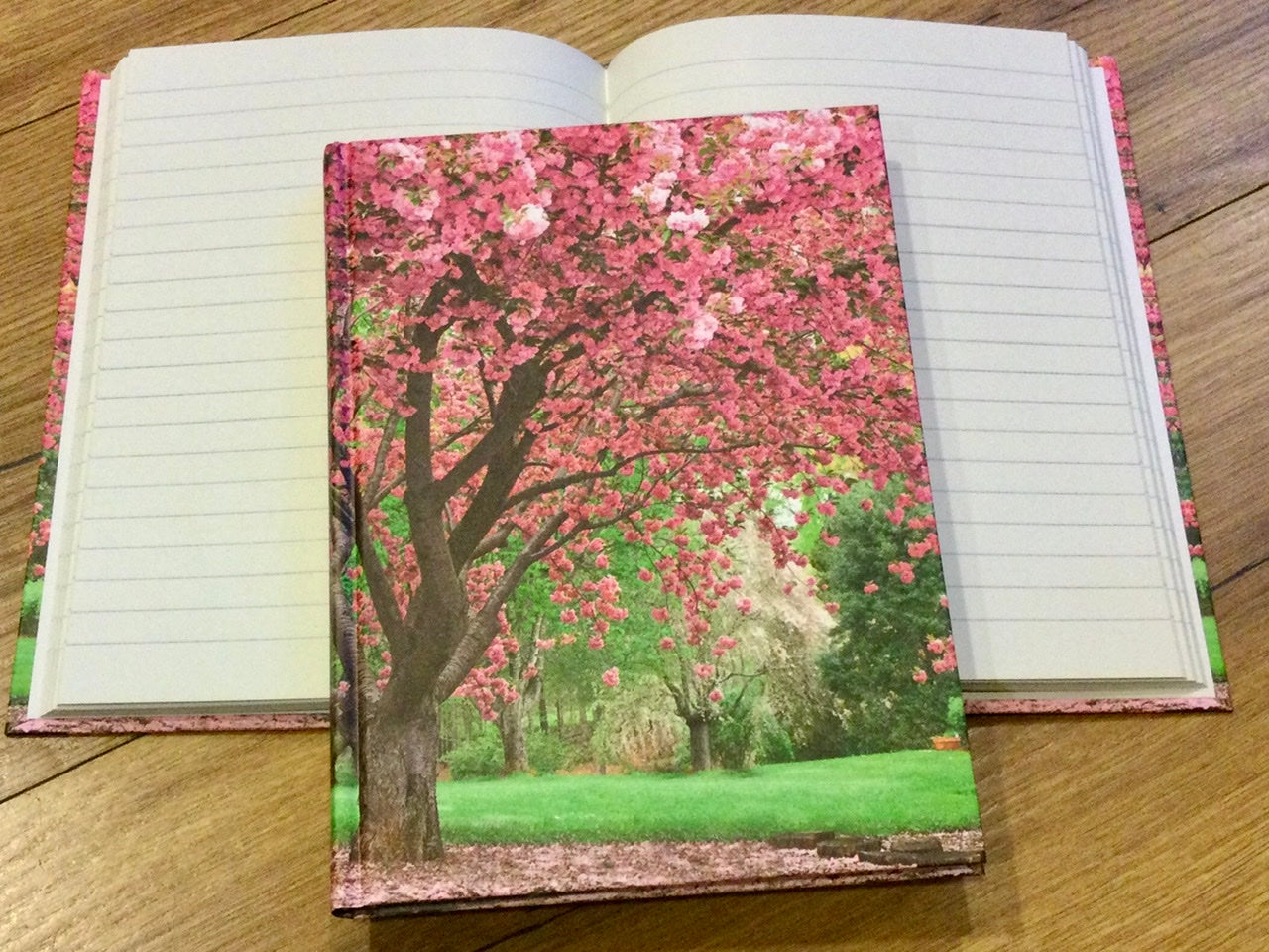 Hardcover A5 Kirschblüten liniert 100g