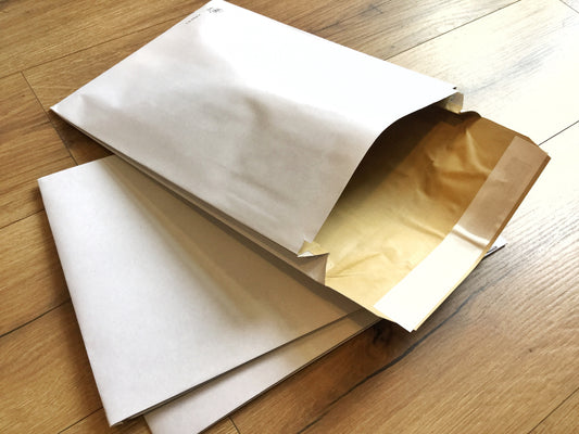 Versandtasche B5 wattiert weiß Falte 25x17cm K-Pack° - Polly Paper - Umweltfreundliche Schreibwaren