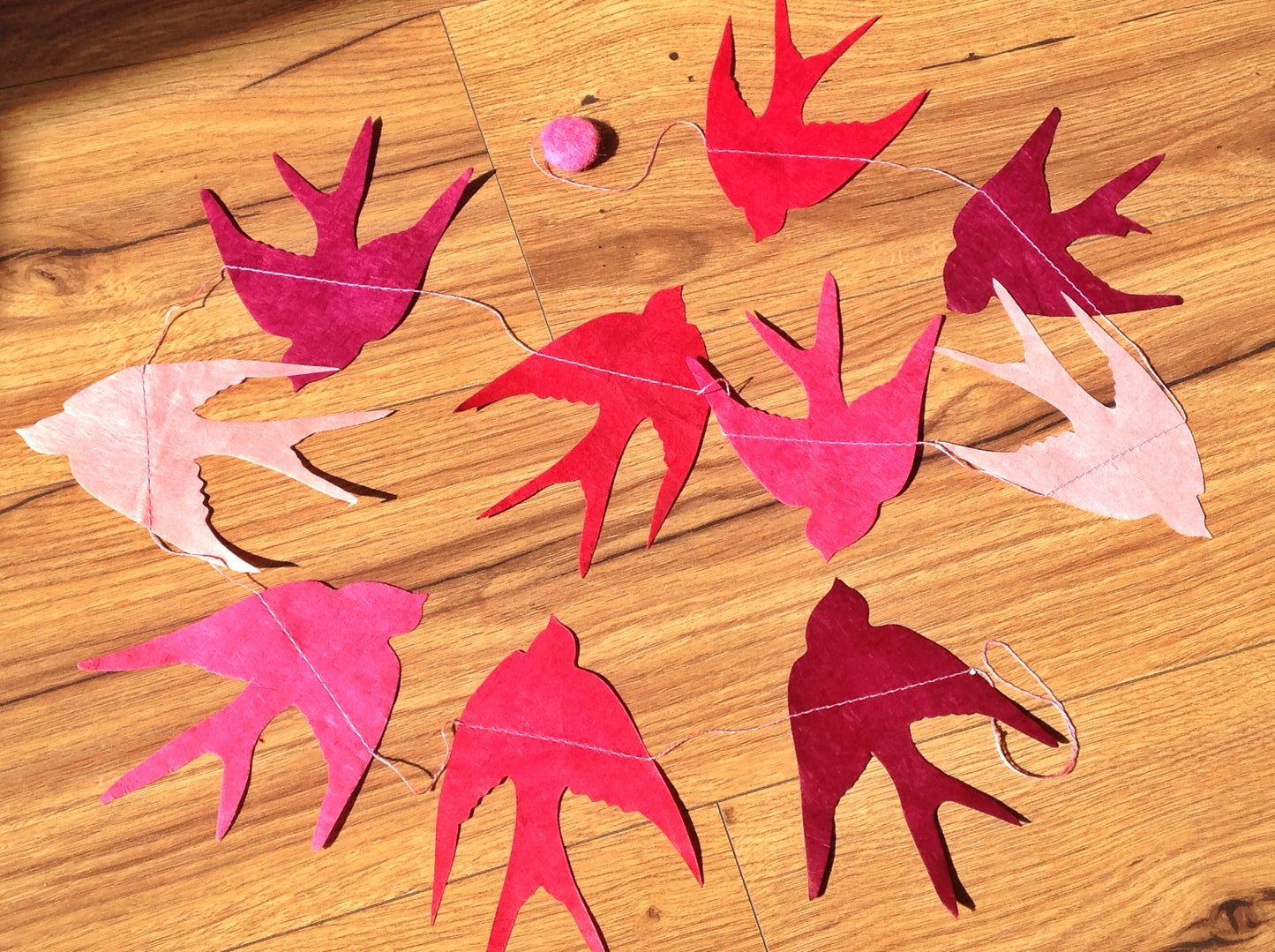 Girlande Papier-Mobile Schwalben Lamali° - Polly Paper - Umweltfreundliche Schreibwaren