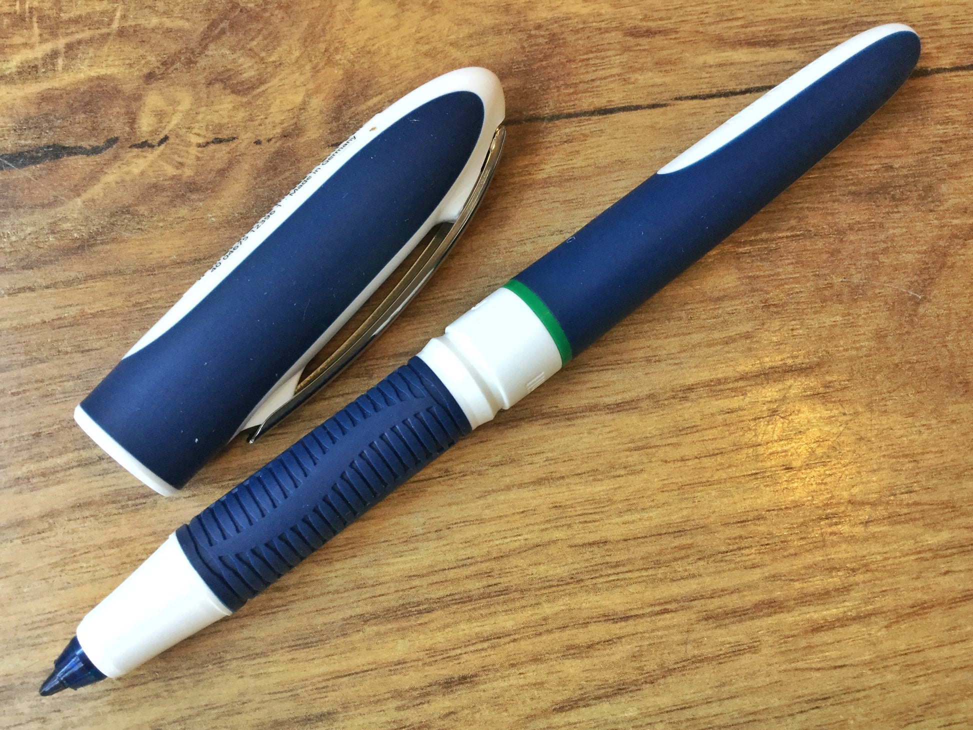 Tintenroller One Change dokumentenecht Schneider° - Polly Paper - Umweltfreundliche Schreibwaren